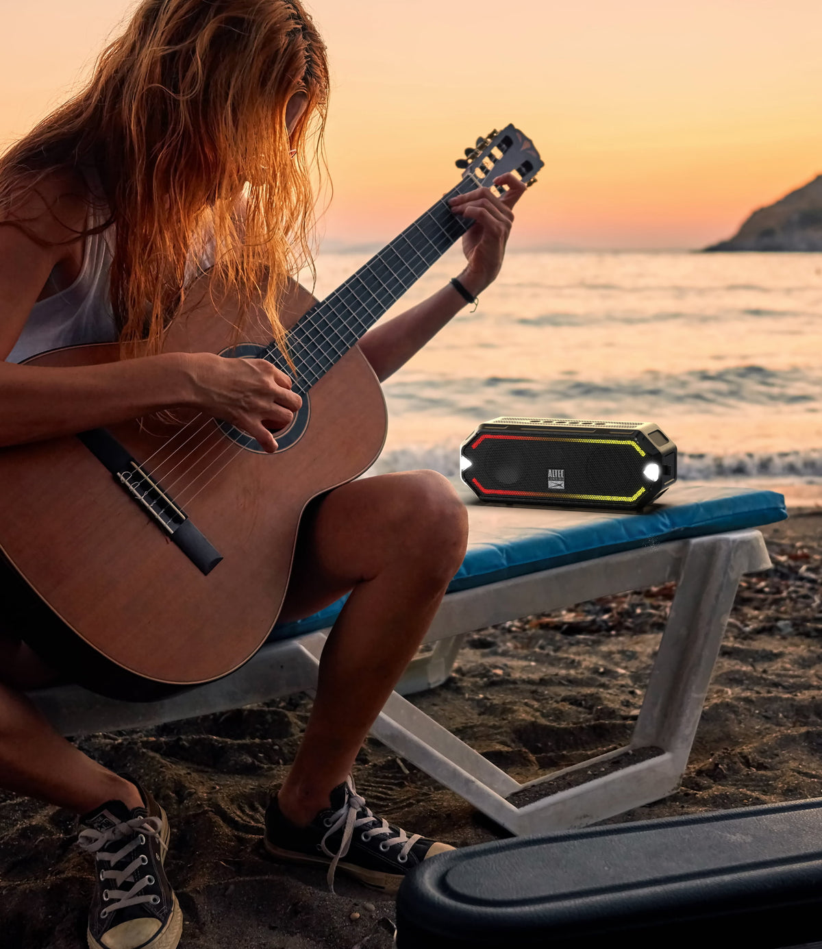 Altec Lansing HydraJolt Everythingproof Wireless Bluetooth Speaker, Royal Blue, IMW1200-RYB