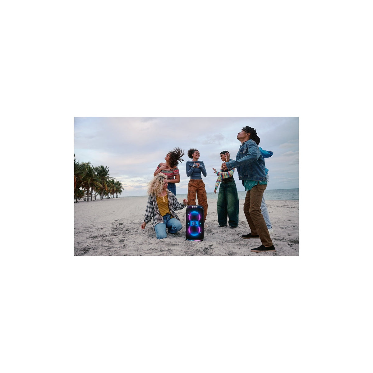 JBL PartyBox Club 120 - Portable party speaker - Featuring powerful JBL Pro Sound, the JBL PartyBox Club 120 delivers the best music experience - Black