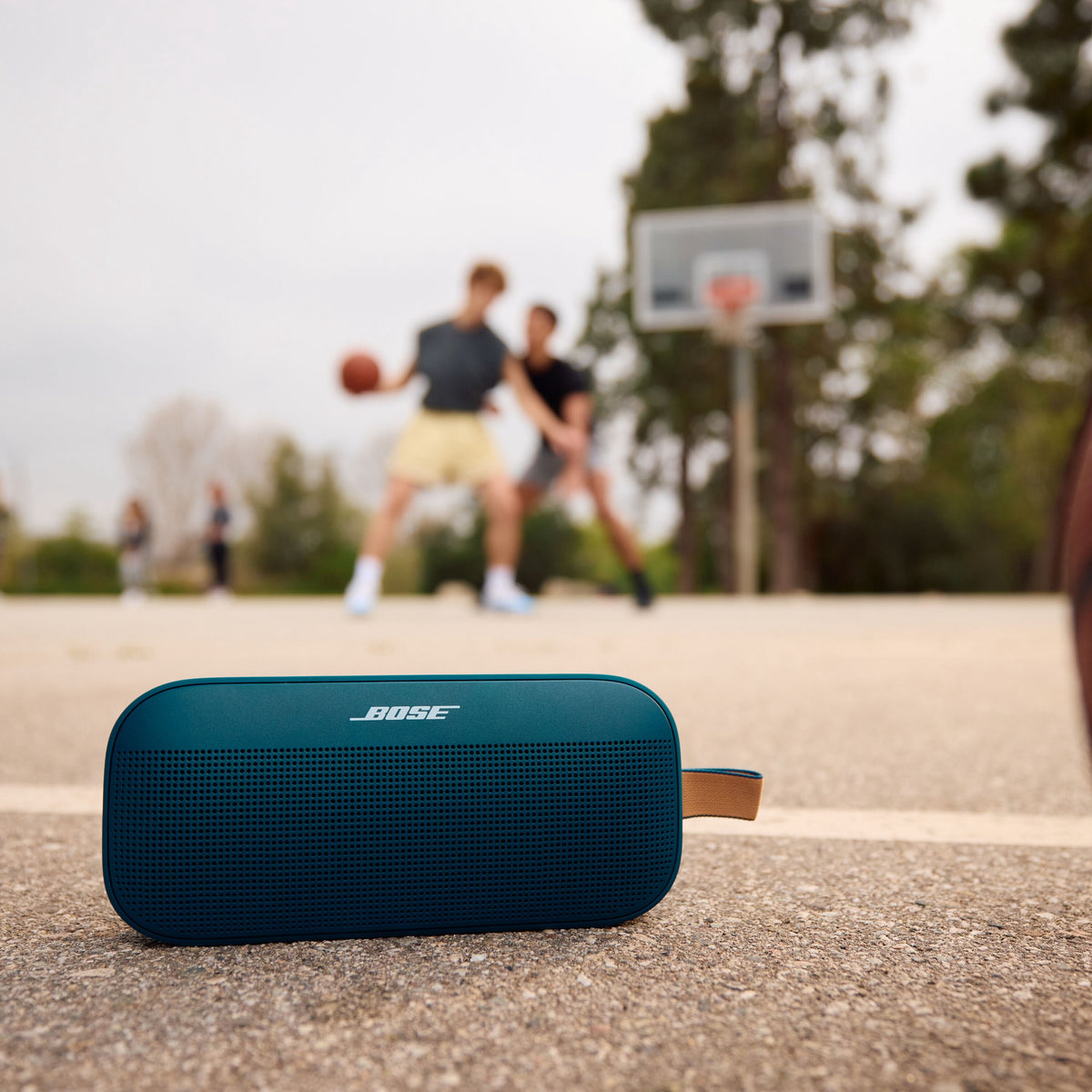 Bose SoundLink Flex II Wireless Waterproof Portable Bluetooth Speaker, Black